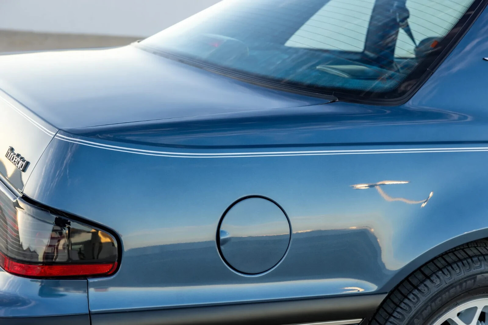 Ford-Thunderbird-1987-Sedan-16