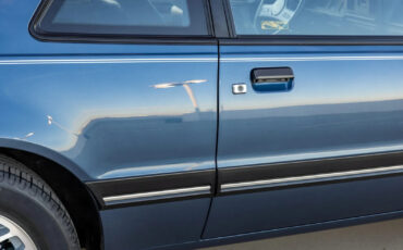 Ford-Thunderbird-1987-Sedan-17