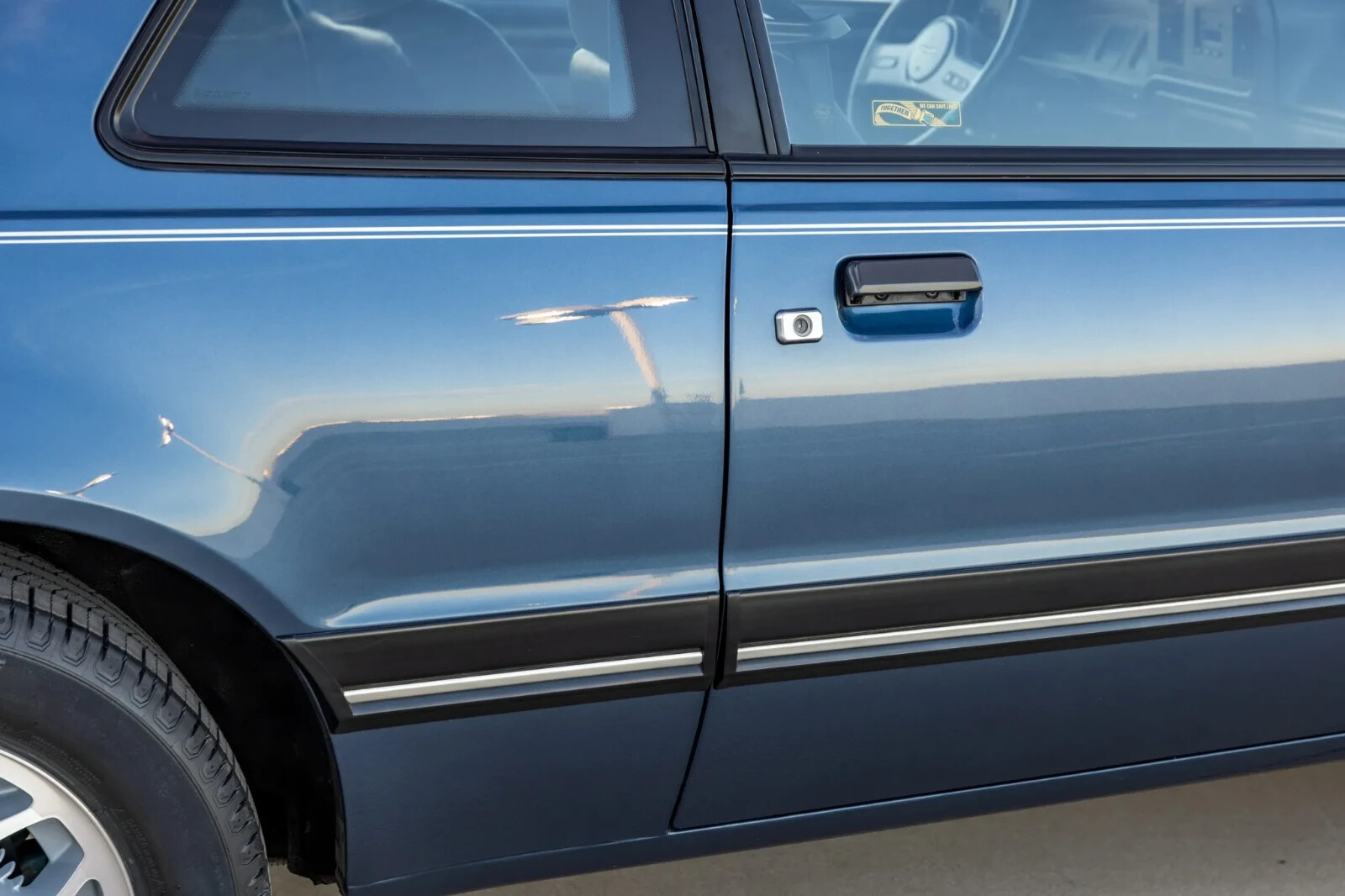 Ford-Thunderbird-1987-Sedan-17