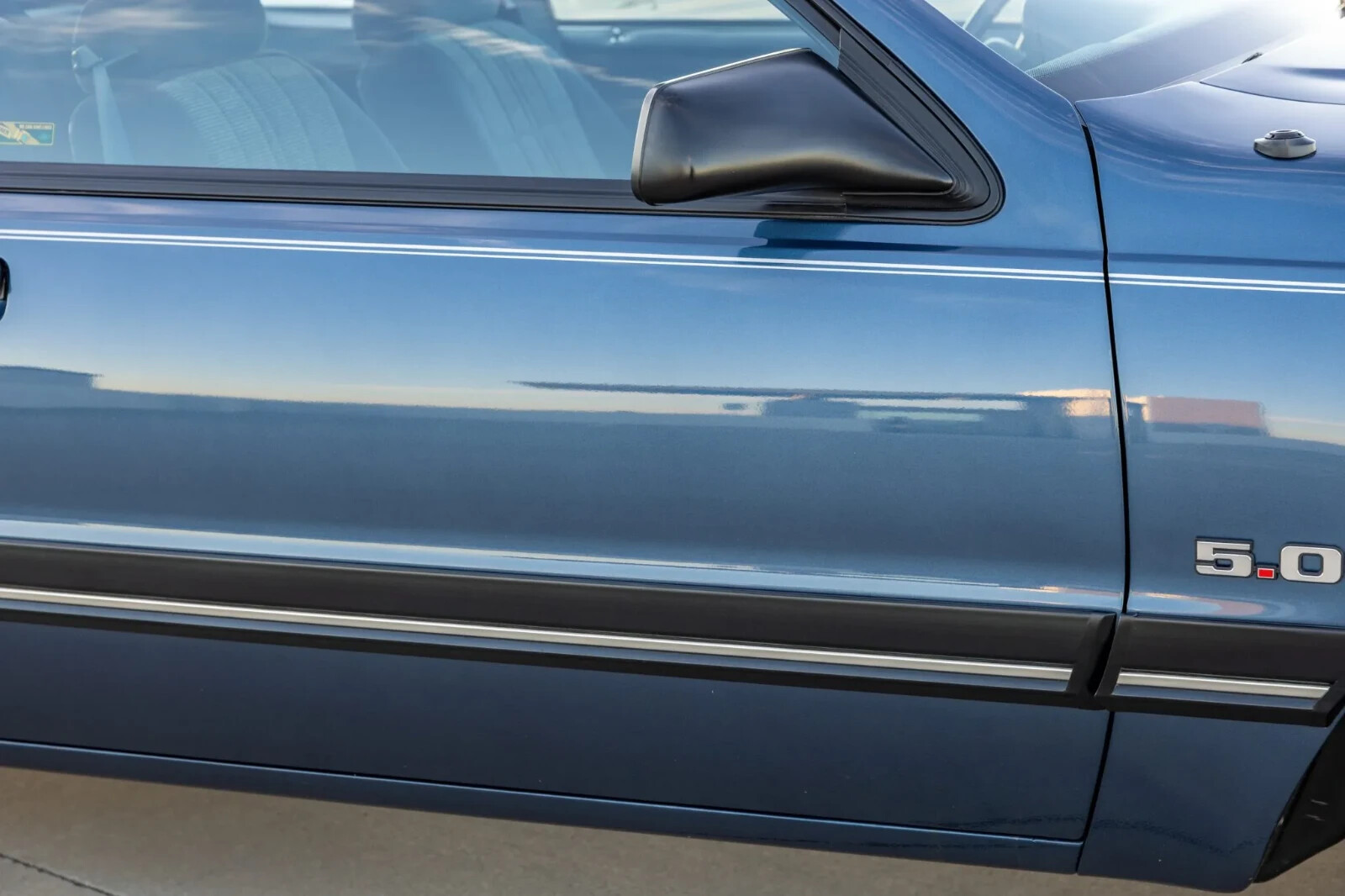 Ford-Thunderbird-1987-Sedan-18