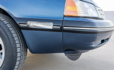 Ford-Thunderbird-1987-Sedan-19