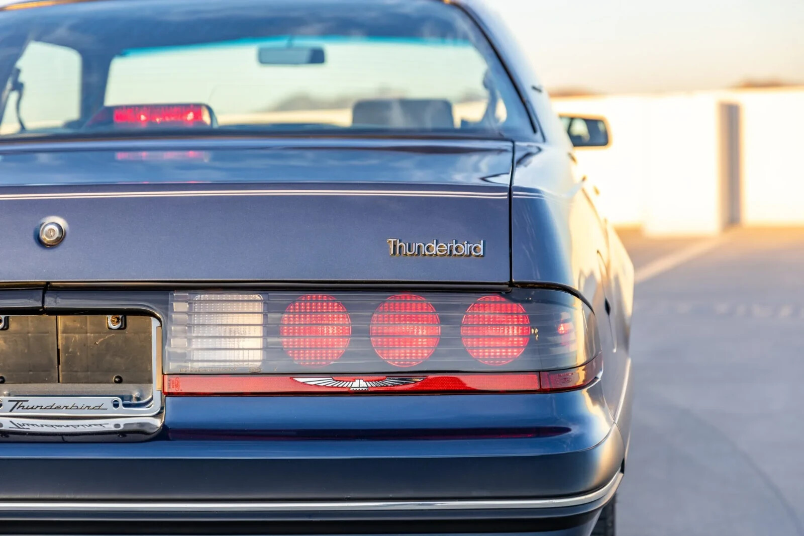 Ford-Thunderbird-1987-Sedan-24