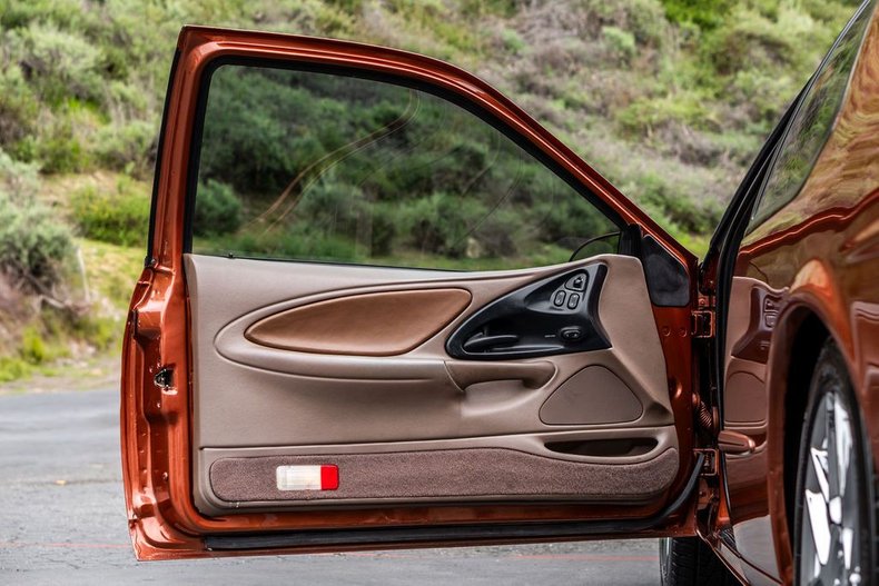 Ford-Thunderbird-1995-Bronze-Glow-CINNAMON-BROWN-DAKOT-43
