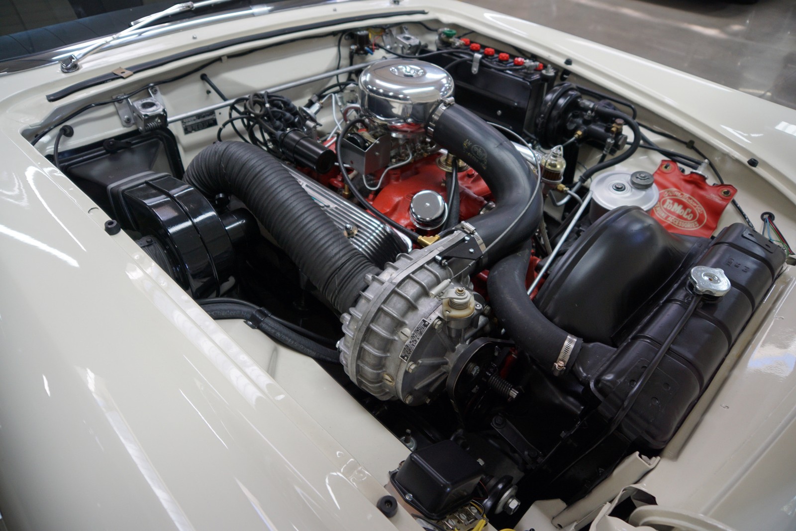 Ford-Thunderbird-F-Code-Supercharged-Convertible-1957-Convertible-39