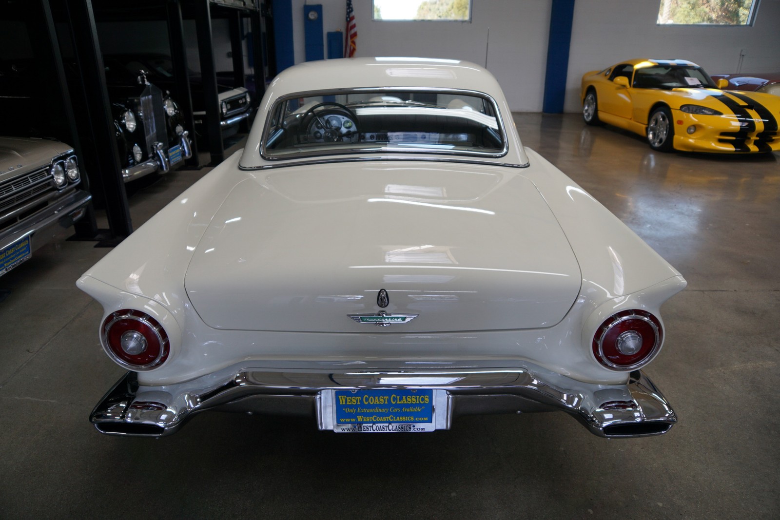 Ford-Thunderbird-F-Code-Supercharged-Convertible-1957-Convertible-7