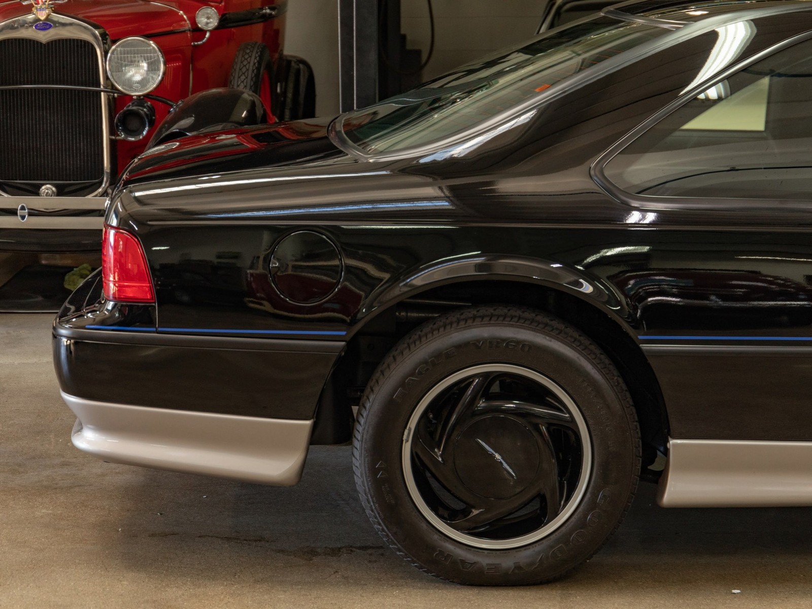 Ford-Thunderbird-Supercharged-3.8L-V6-Coupe-with-3K-ori-1990-Coupe-1