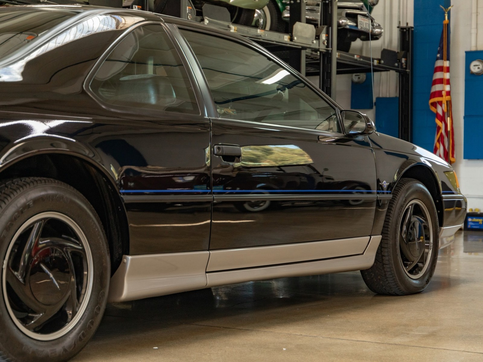 Ford-Thunderbird-Supercharged-3.8L-V6-Coupe-with-3K-ori-1990-Coupe-29