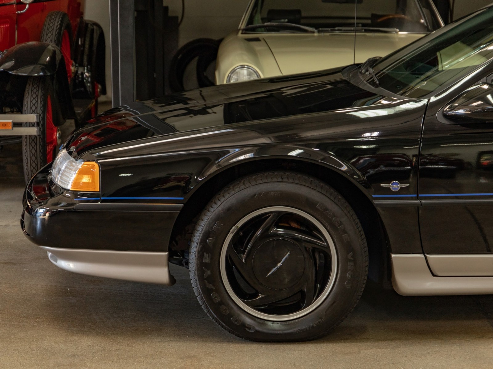 Ford-Thunderbird-Supercharged-3.8L-V6-Coupe-with-3K-ori-1990-Coupe-4