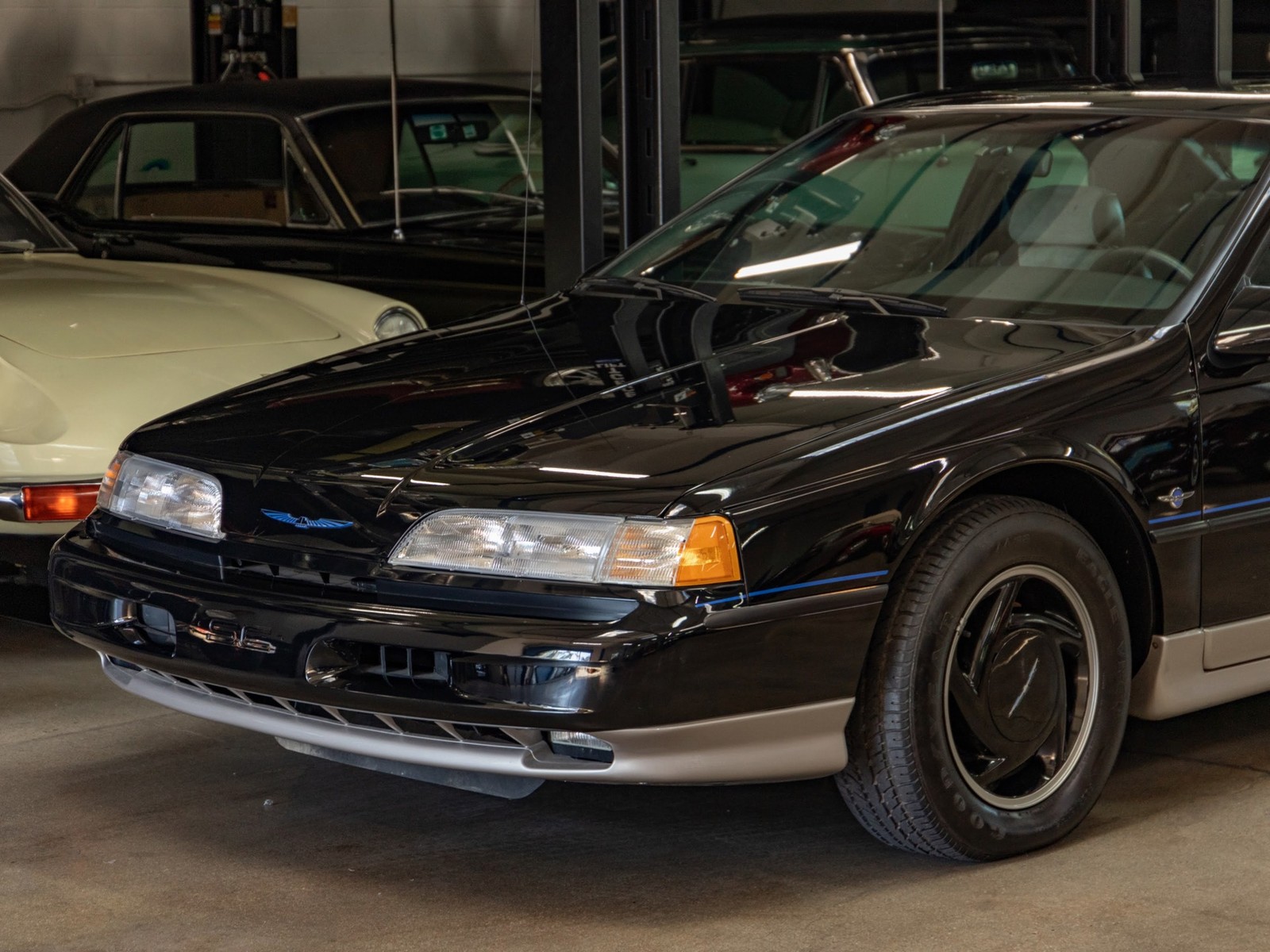 Ford-Thunderbird-Supercharged-3.8L-V6-Coupe-with-3K-ori-1990-Coupe-8