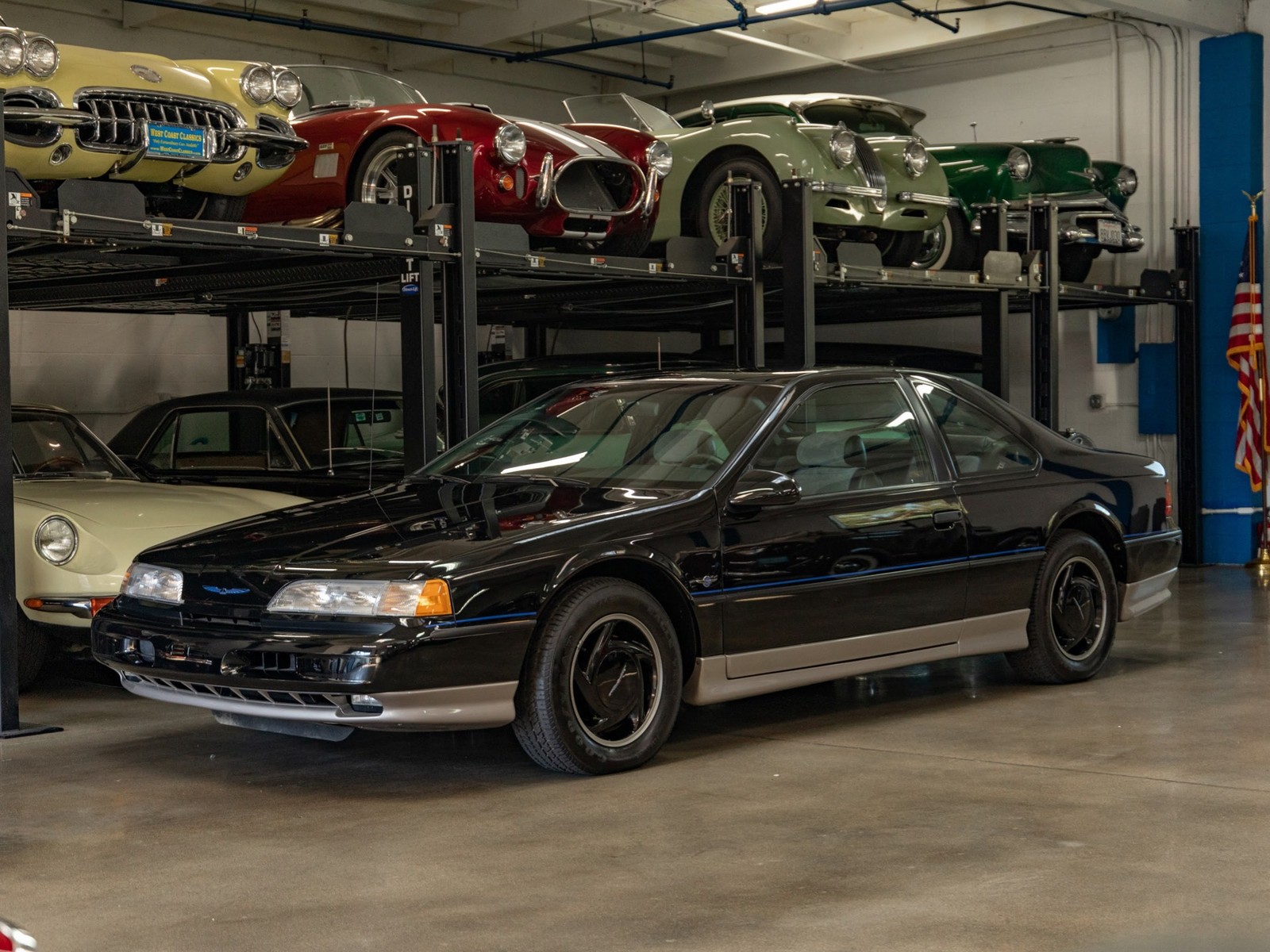Ford-Thunderbird-Supercharged-3.8L-V6-Coupe-with-3K-ori-1990-Coupe