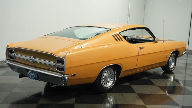 Ford-Torino-1969-Gold-Glow-Black-14
