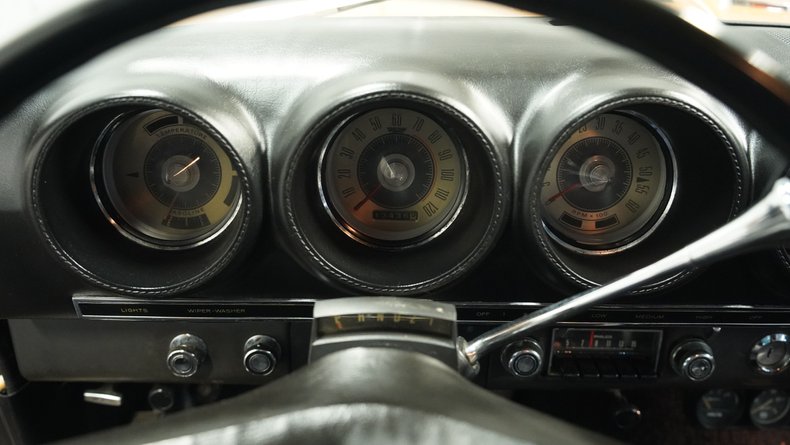 Ford-Torino-1969-Gold-Glow-Black-35