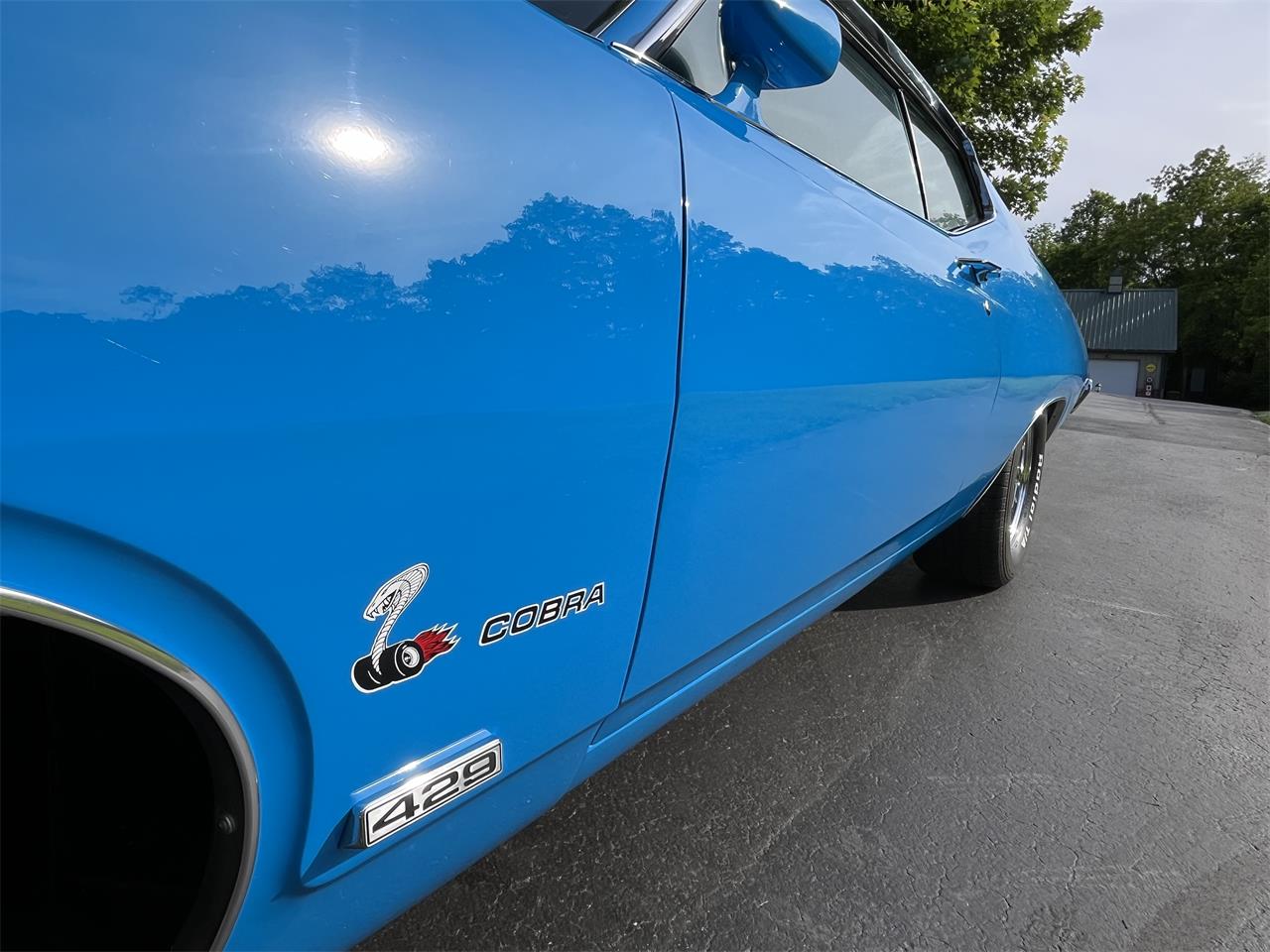 Ford-Torino-cobra-1970-Grabber-Blue-Black-13