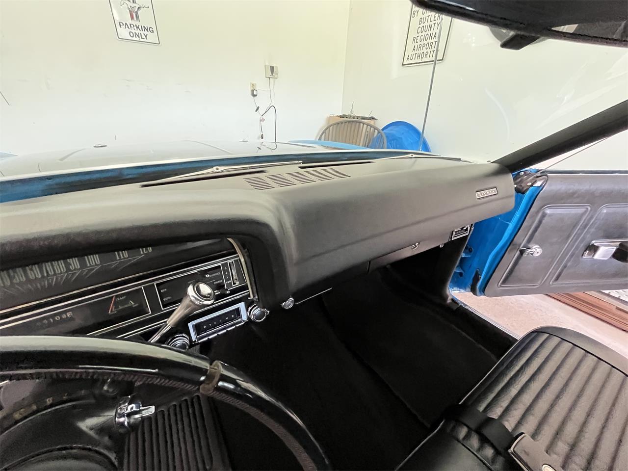 Ford-Torino-cobra-1970-Grabber-Blue-Black-35