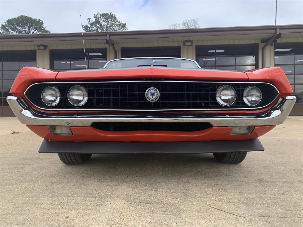 Ford-Torino-gt-1970-Orange-Black-10