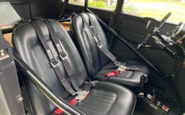 Ford-Tudor-1930-Black-12