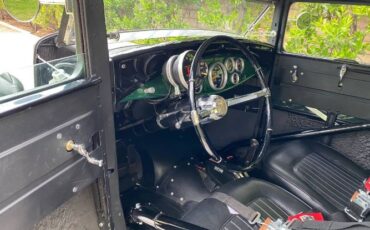 Ford-Tudor-1930-Black-4