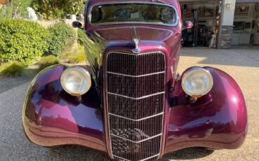 Ford-Tudor-1935-purple-tan-5