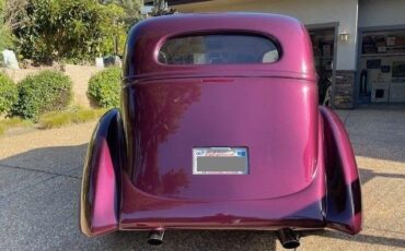 Ford-Tudor-1935-purple-tan-9