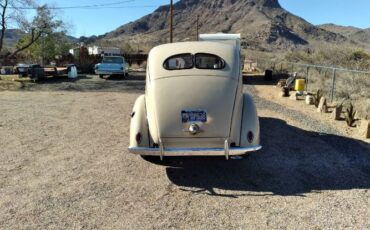 Ford-Tudor-1938-1