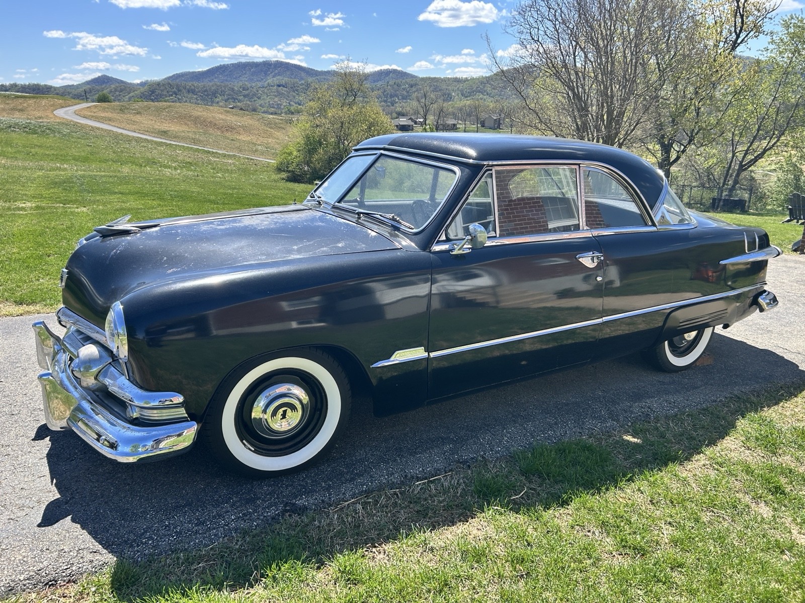 Ford-Victoria-1951-1