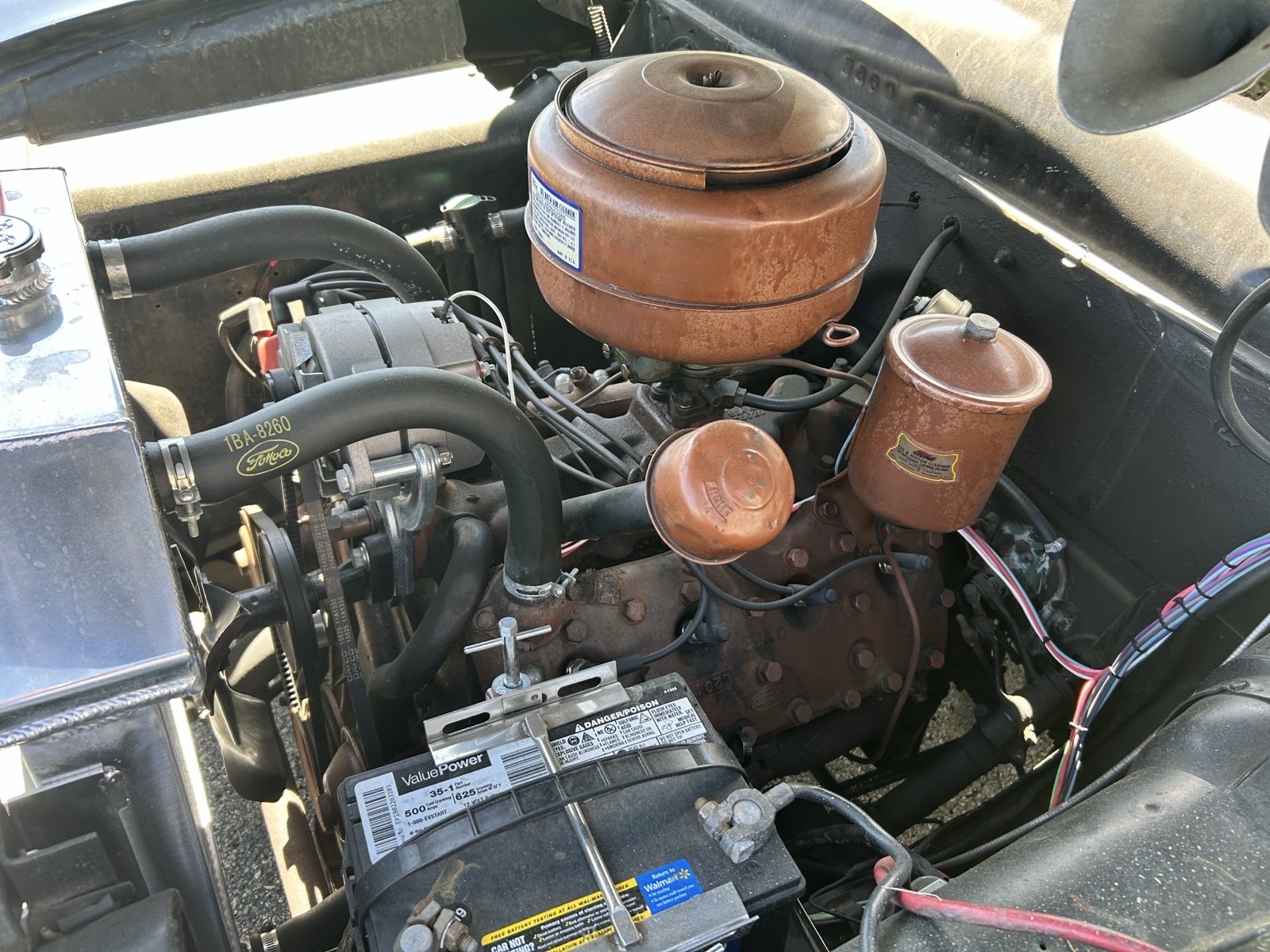 Ford-Victoria-1951-19