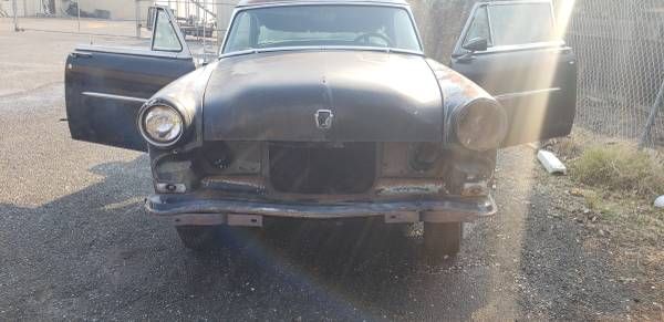 Ford-Victoria-1953-16