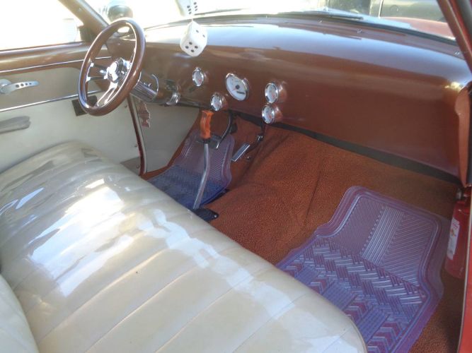 Ford-Victoria-1954-Orange-9