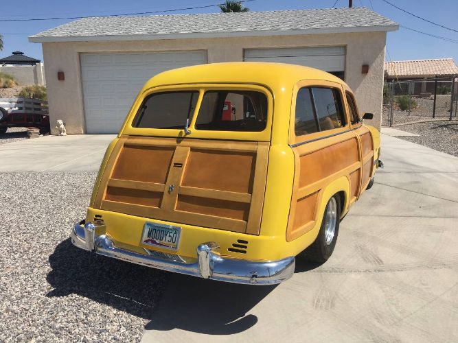 Ford-Wagon-1950-Yellow-2
