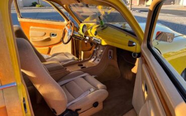 Ford-Wagon-1950-Yellow-3