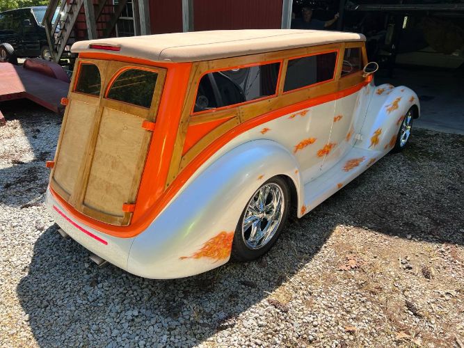 Ford-Woody-1987-Custom-10