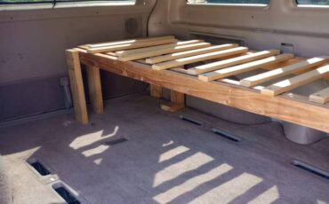 Ford-aerostar-1995-brown-4