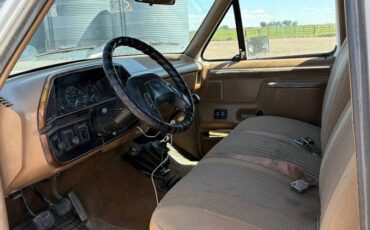 Ford-bronco-1987-white-12