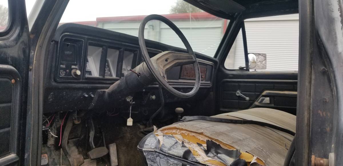 Ford-bronco-xlt-1978-17