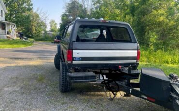 Ford-bronco-xlt-1992-black-8