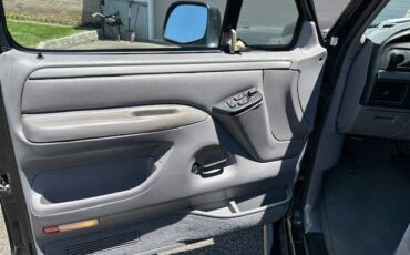 Ford-bronco-xlt-1994-black-10