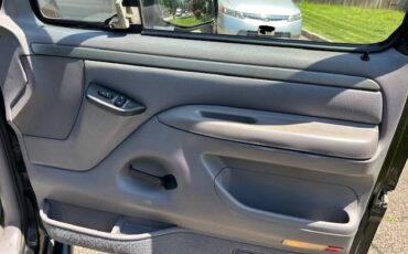 Ford-bronco-xlt-1994-black-11