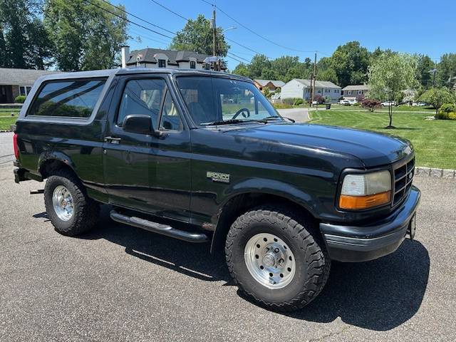 Ford-bronco-xlt-1994-black