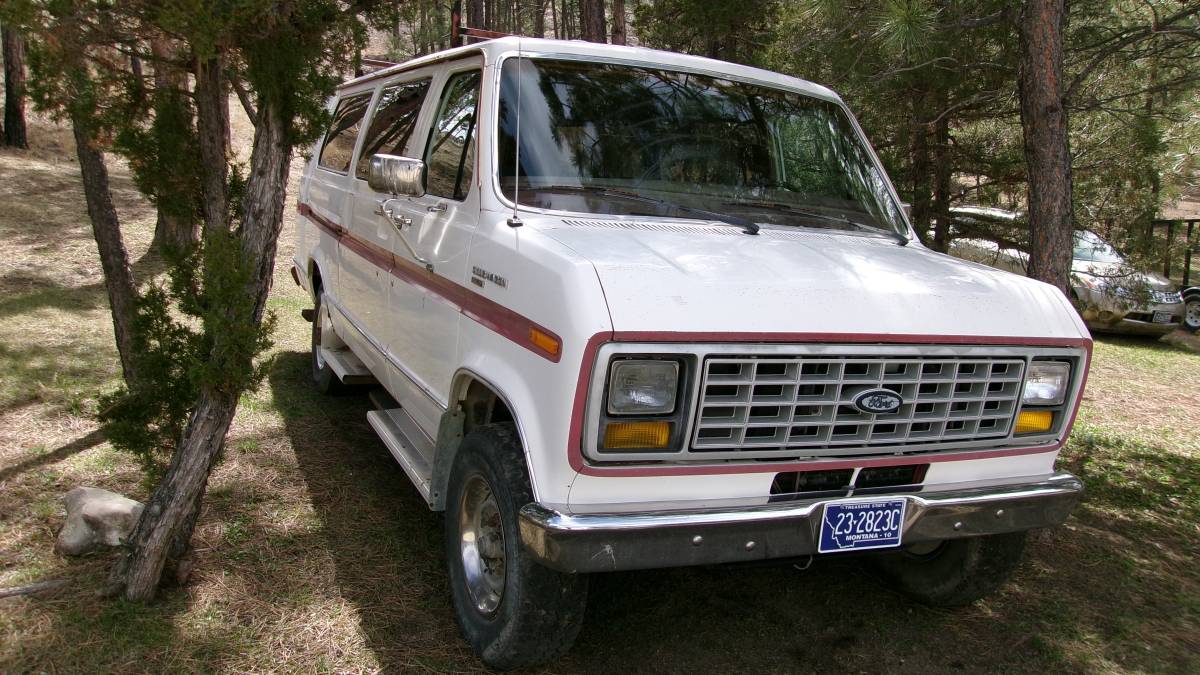 Ford-clubvan-1987-2