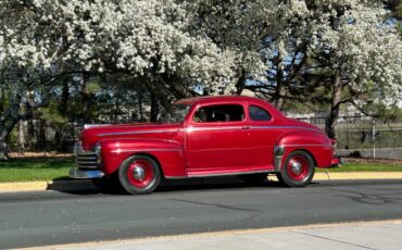 Ford-coupe-1947-red-1