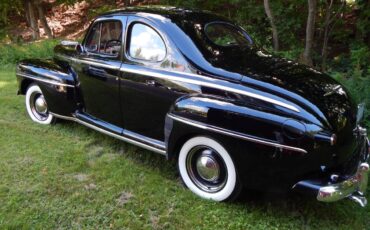 Ford-deluxe-business-coupe-1947-black-1
