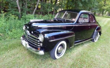 Ford-deluxe-business-coupe-1947-black