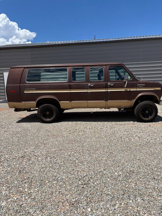 Ford-e-350-econoline-1980-brown