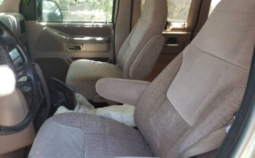 Ford-e150-club-wagon-1992-brown-2