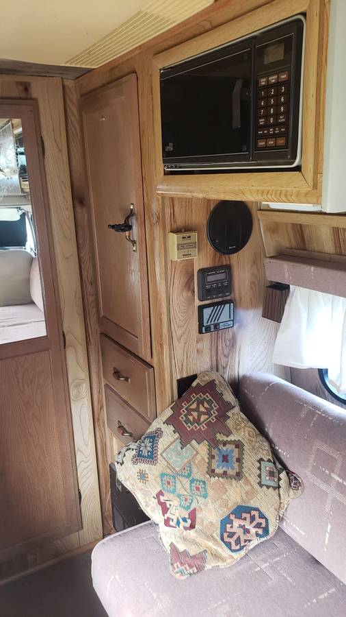 Ford-e250-econoline-1989-brown-12