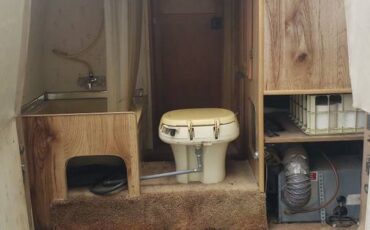 Ford-e250-econoline-1989-brown-21
