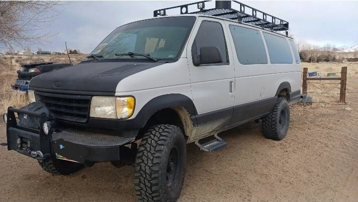 Ford-e350-van-1992-grey