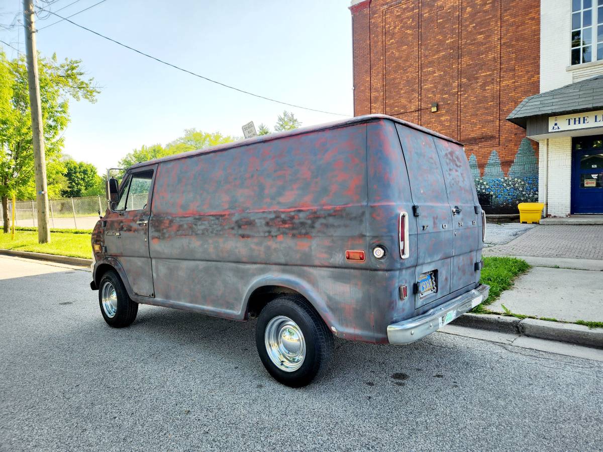 Ford-econoline-1973-2