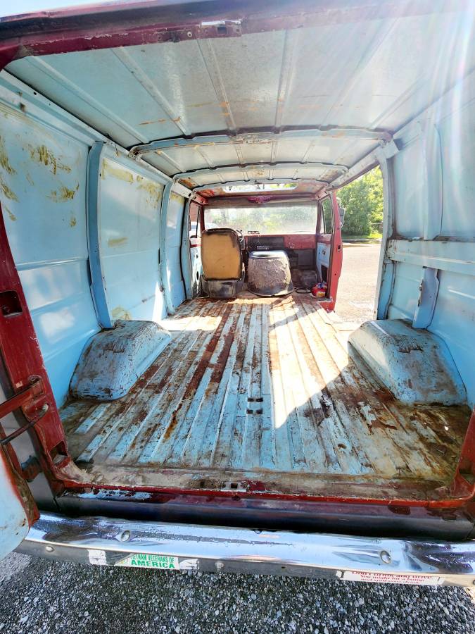 Ford-econoline-1973-3