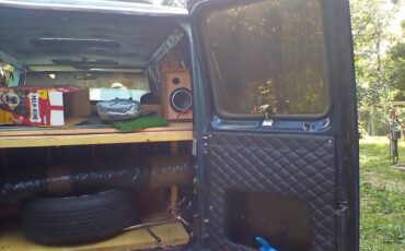 Ford-econoline-cargo-van-1976-blue-13